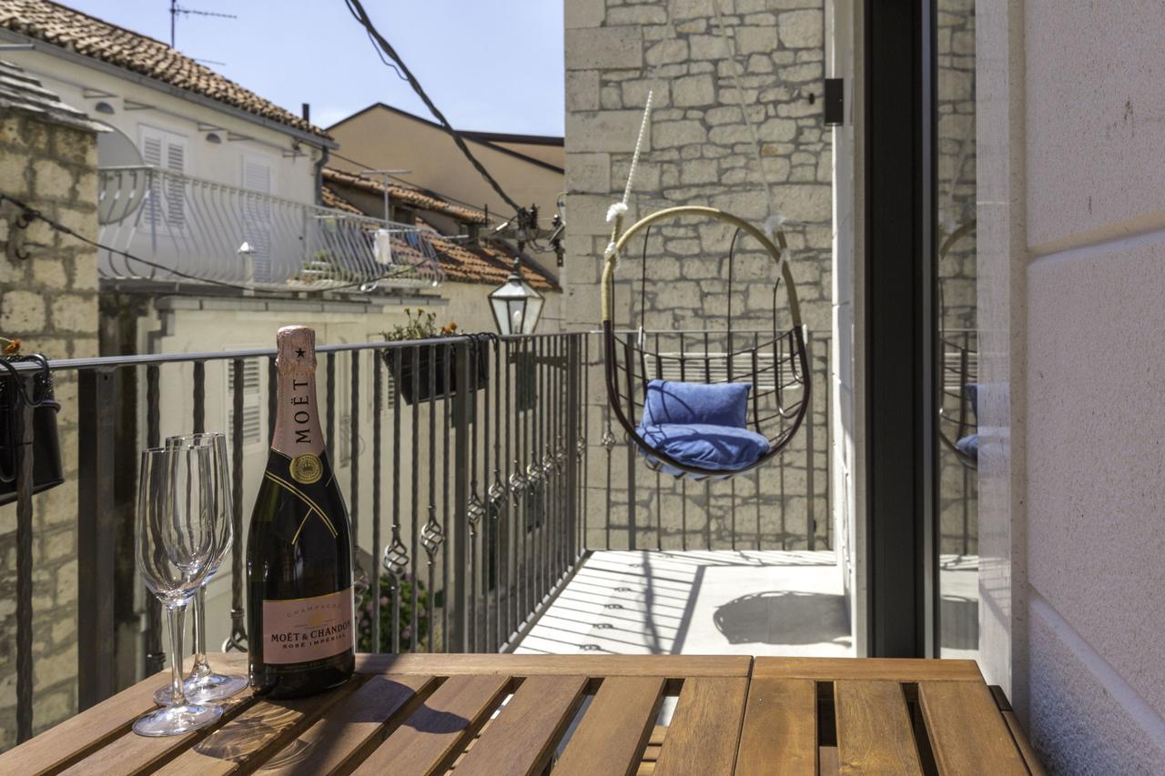 Lux Apartments Petar Baška Voda Екстериор снимка